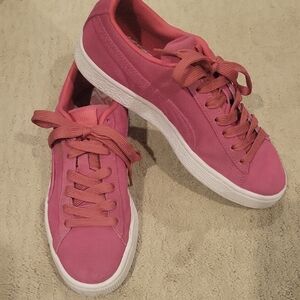 Puma Women's Pink Suede Sneakers